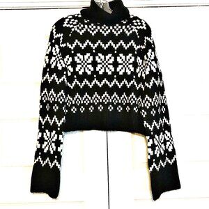 NWT H&M DIVIDED Black White Jacquard Jumper Crop Boxy Turtleneck Sweater M